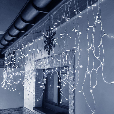 Kurtyna świetlna z pilotem 14,5 m girlanda 300 led lampki wewnętrzno-zewnętrzne sople zimny biały