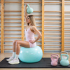 Piłka fitness 65 cm do ćwiczeń pilates i jogi z pompką, gimnastyczna, miętowa